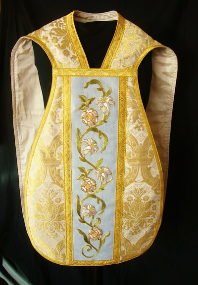 Marian front fiddleback chasuble
