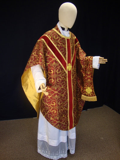 Gothic chasuble and maniple