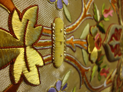 Cloth of gold embroidery details